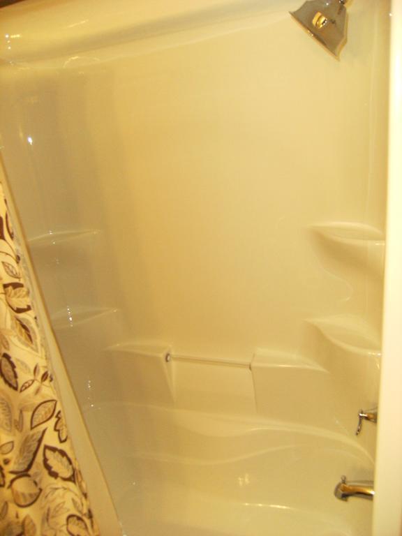 Parkside Inn Haines Junction Room photo